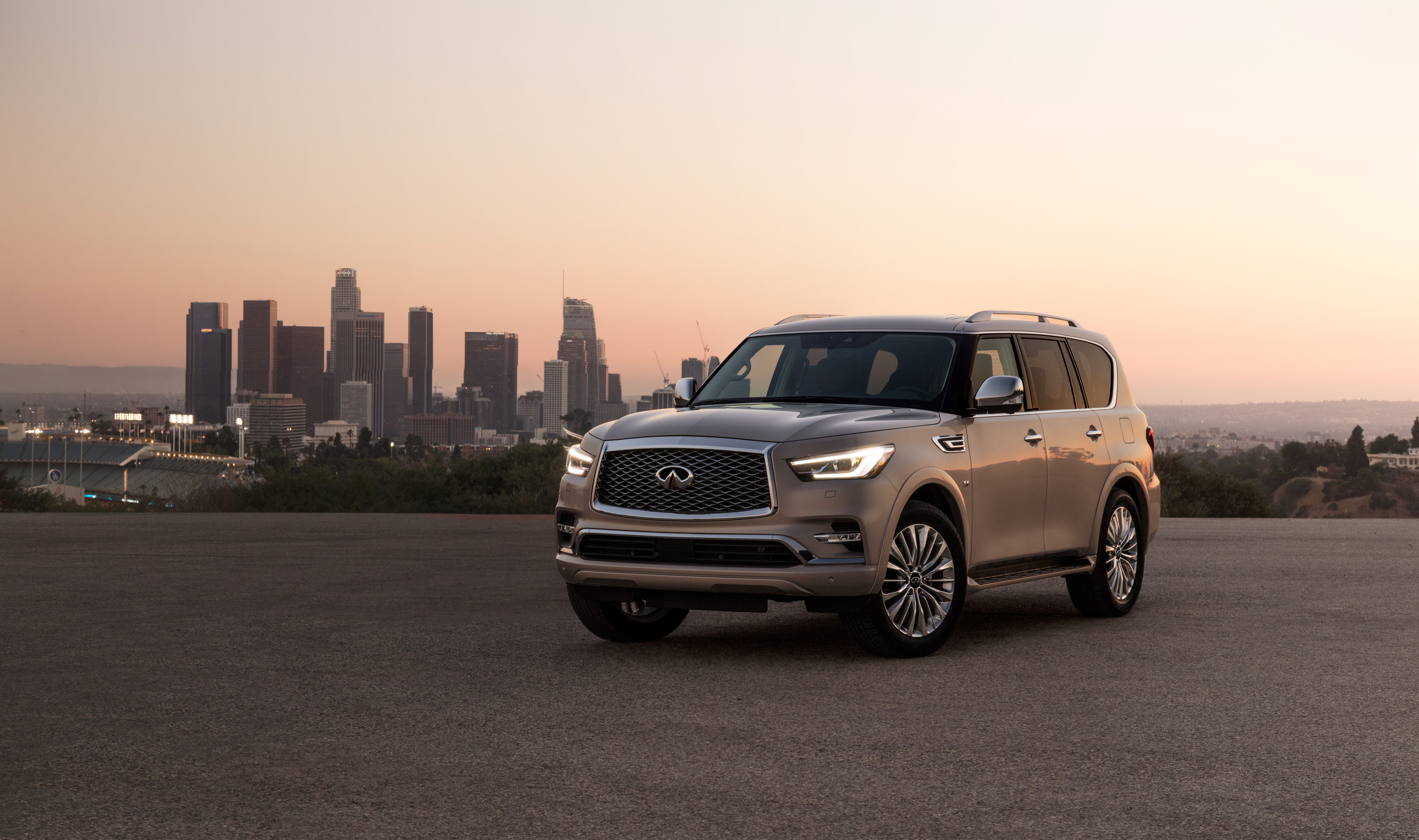 ¡Llega a México el renovado Infiniti QX80!