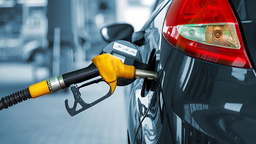 Cómo cargar gasolina en tu automóvil de manera segura?