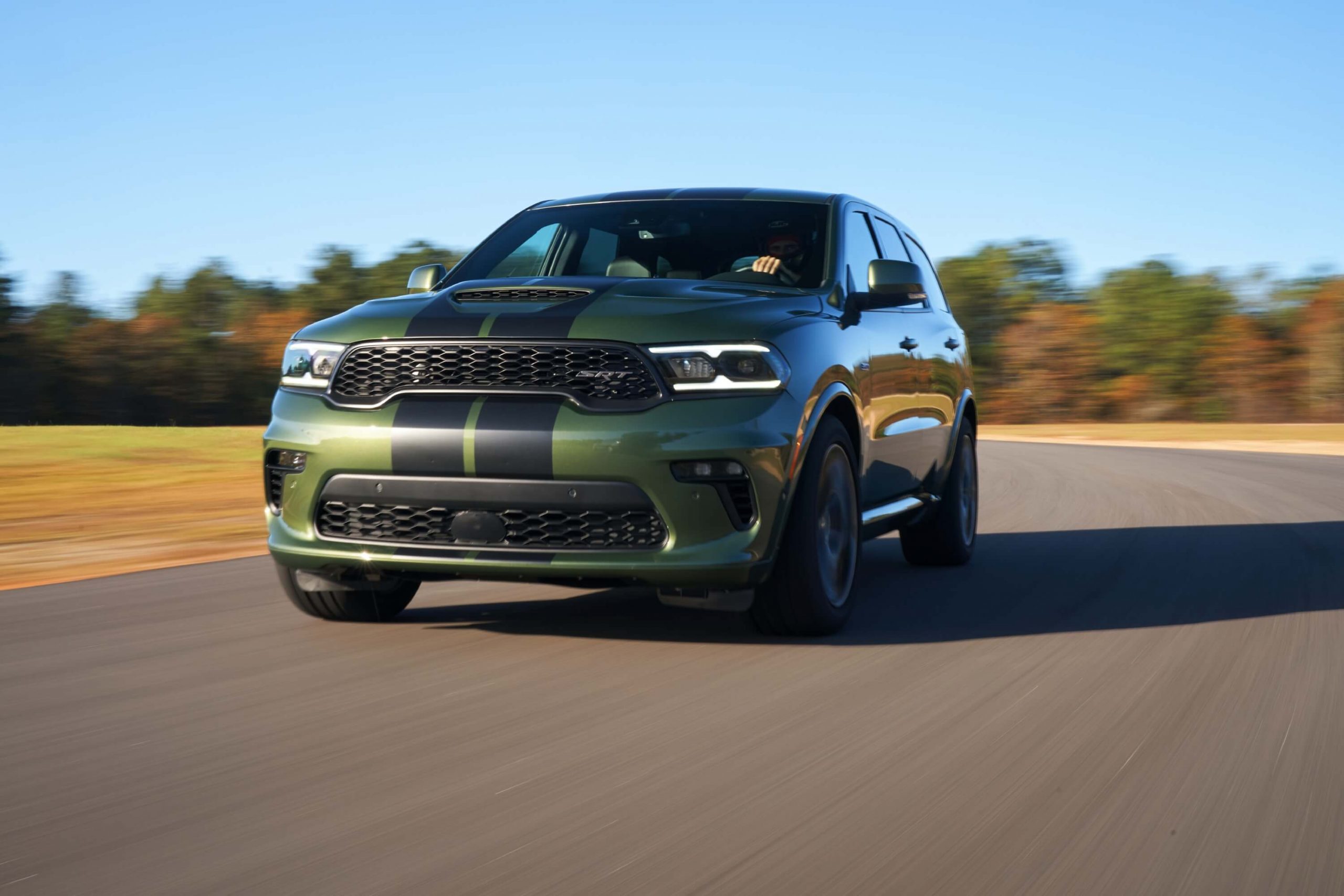 Regresa a México Durango SRT. Características y precios AutoDinámico