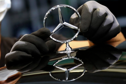Mercedes-Benz emblema