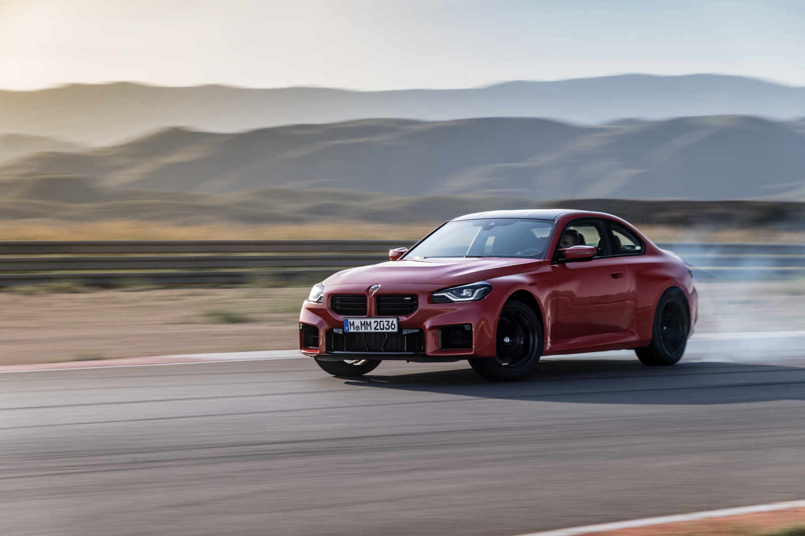 ¡Así es el totalmente nuevo BMW M2! AutoDinámico