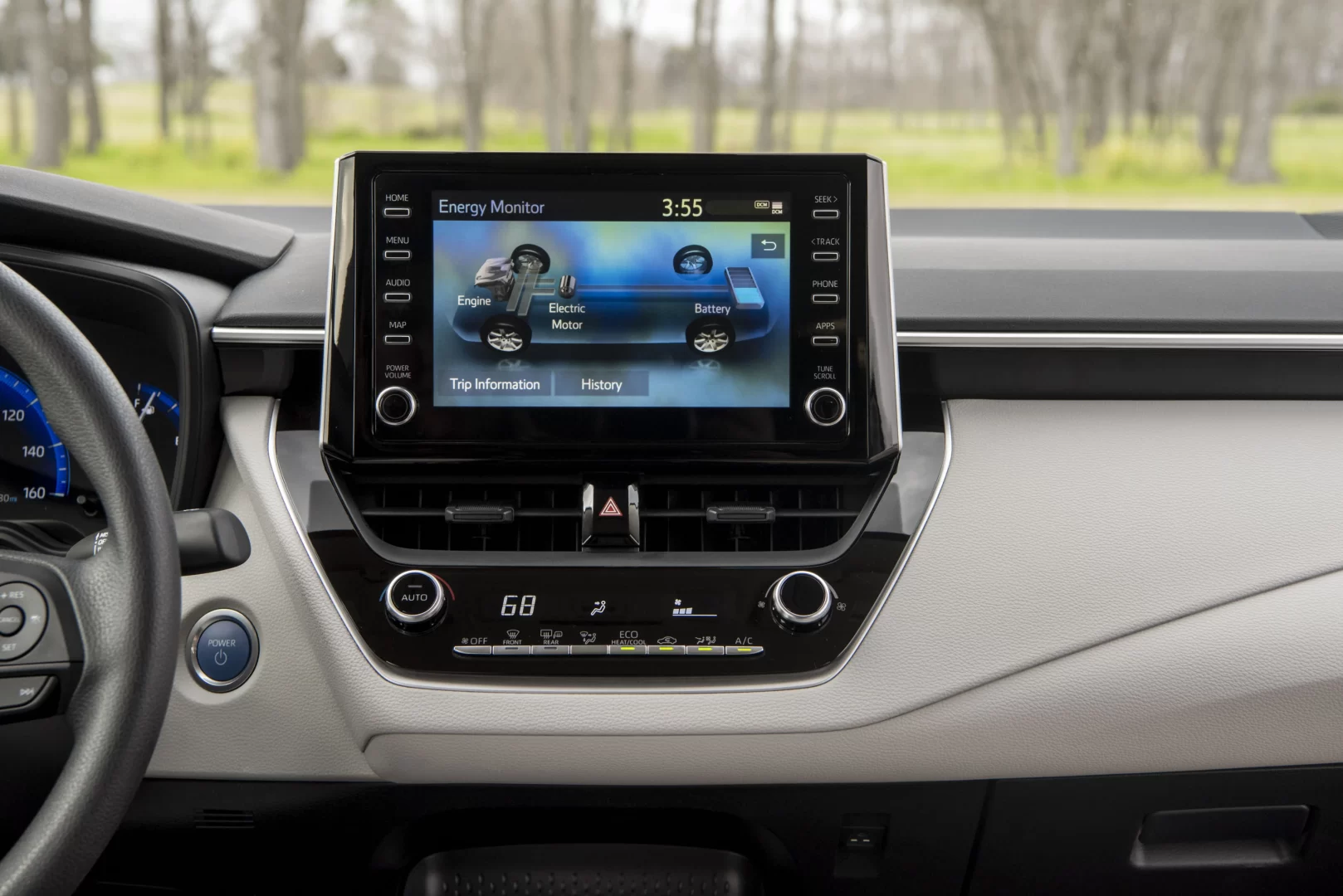 corolla híbrido interior