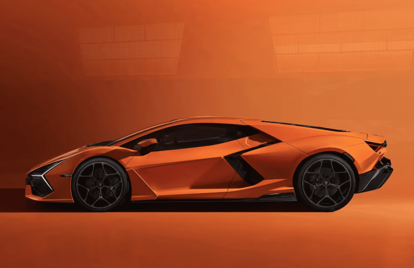 Lamborghini Nos Muestra A Revuelto El Sucesor Híbrido De Aventador