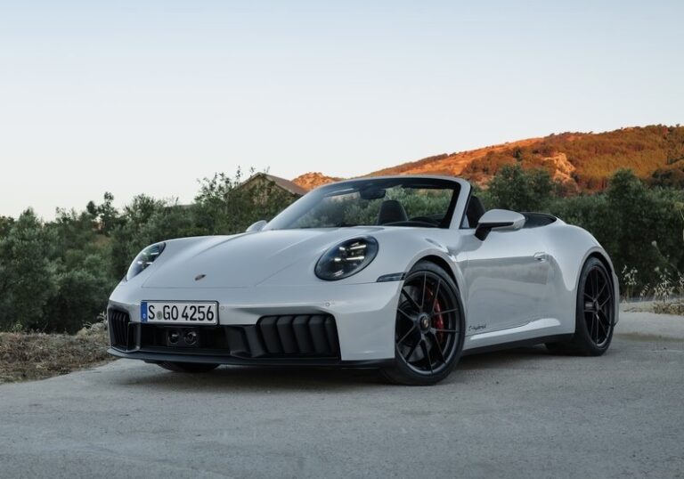 Una nueva era en el rendimiento automovilístico con el Porsche 911 Carrera GTS Cabriolet