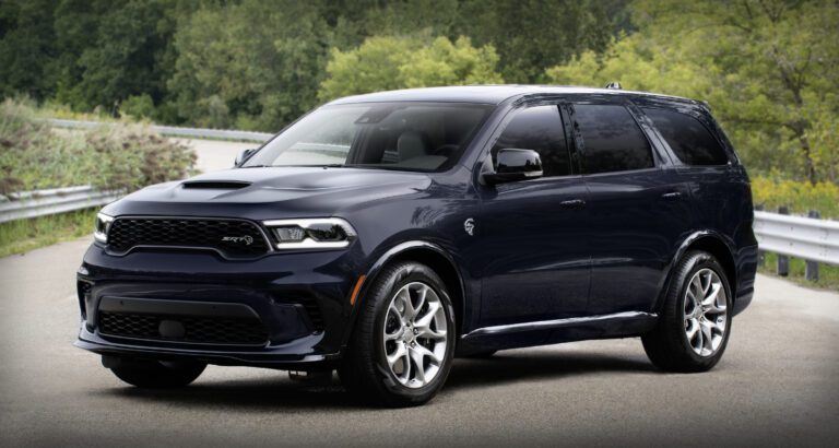 Dodge presenta el modelo especial Durango SRT Hellcat Hammerhead 2025