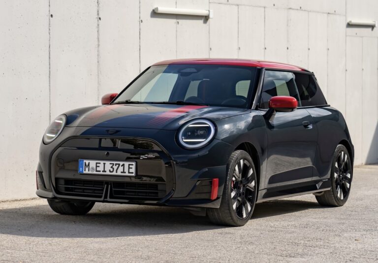 MINI John Cooper Works Electric: Rendimiento deportivo 100% eléctrico