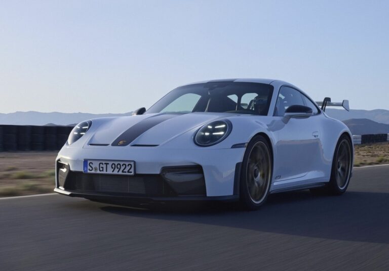 El Porsche 911 GT3 2024 es rendimiento y personalización